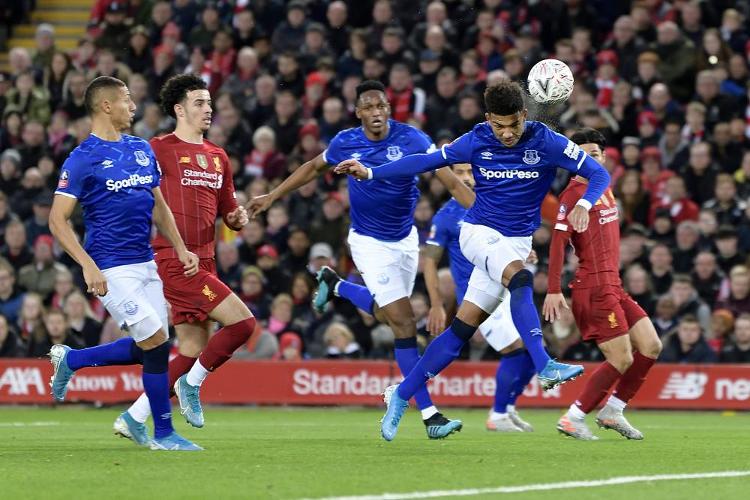 斯洛文尼亚足协官方：谢什科将因伤缺席本月国际比赛日的比赛