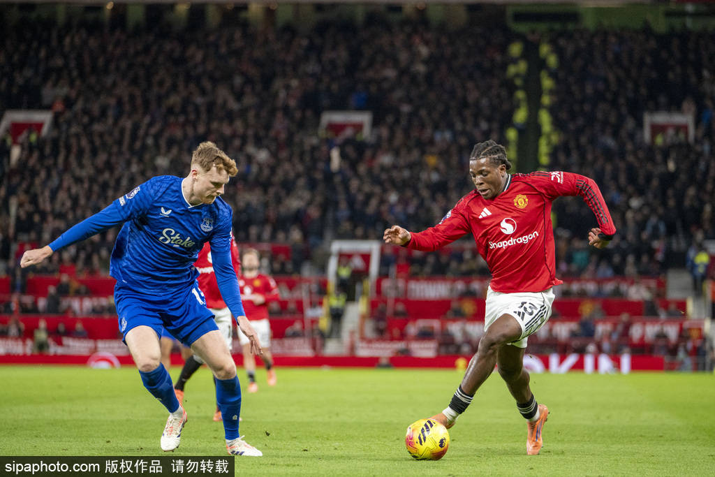 歌游内蒙古 欢乐冰雪季｜雪原赛车！这才是呼伦贝尔冬天的正确打开方式