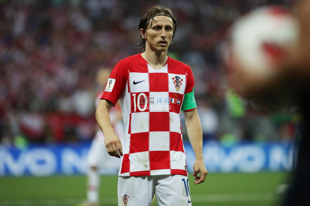 记者：杨皓宇随申花队出征亚冠广岛客场，李可因伤没有随队