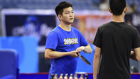 哭泣的一个！对手主帅大骂穆里尼奥：真能演戏 出言不逊令人震惊